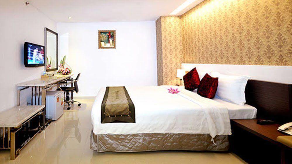 Hanz Sunflower Hotel 3*